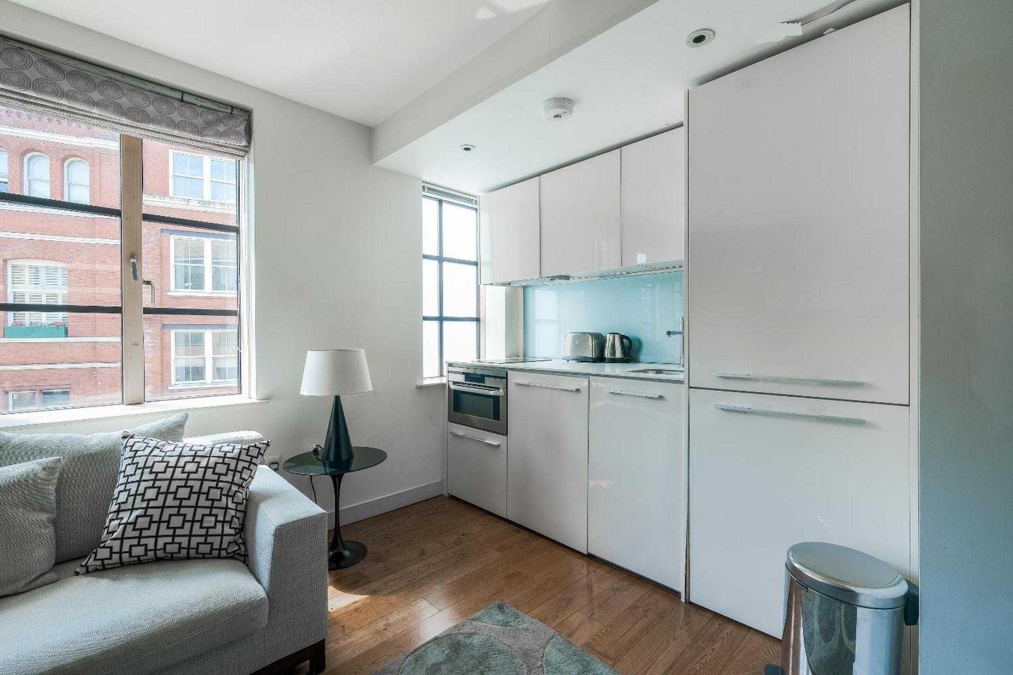 Central Servised Apartments On Artillery Lane 伦敦 外观 照片