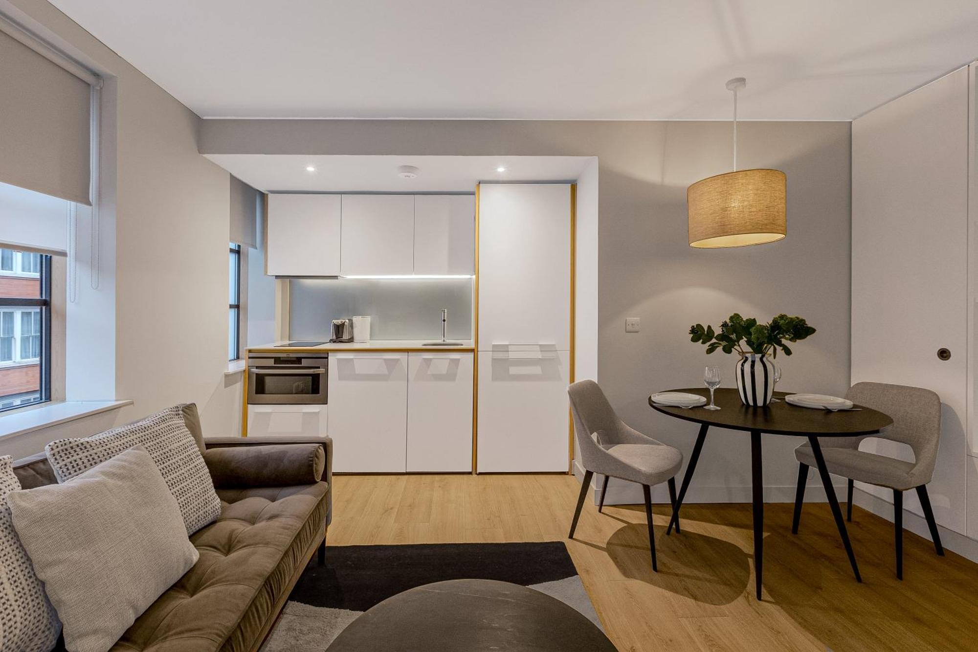 Central Servised Apartments On Artillery Lane 伦敦 外观 照片