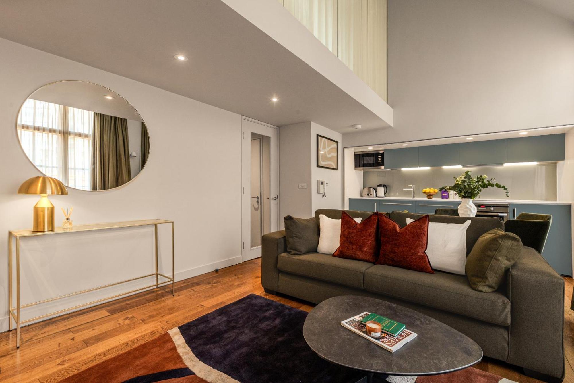 Central Servised Apartments On Artillery Lane 伦敦 外观 照片