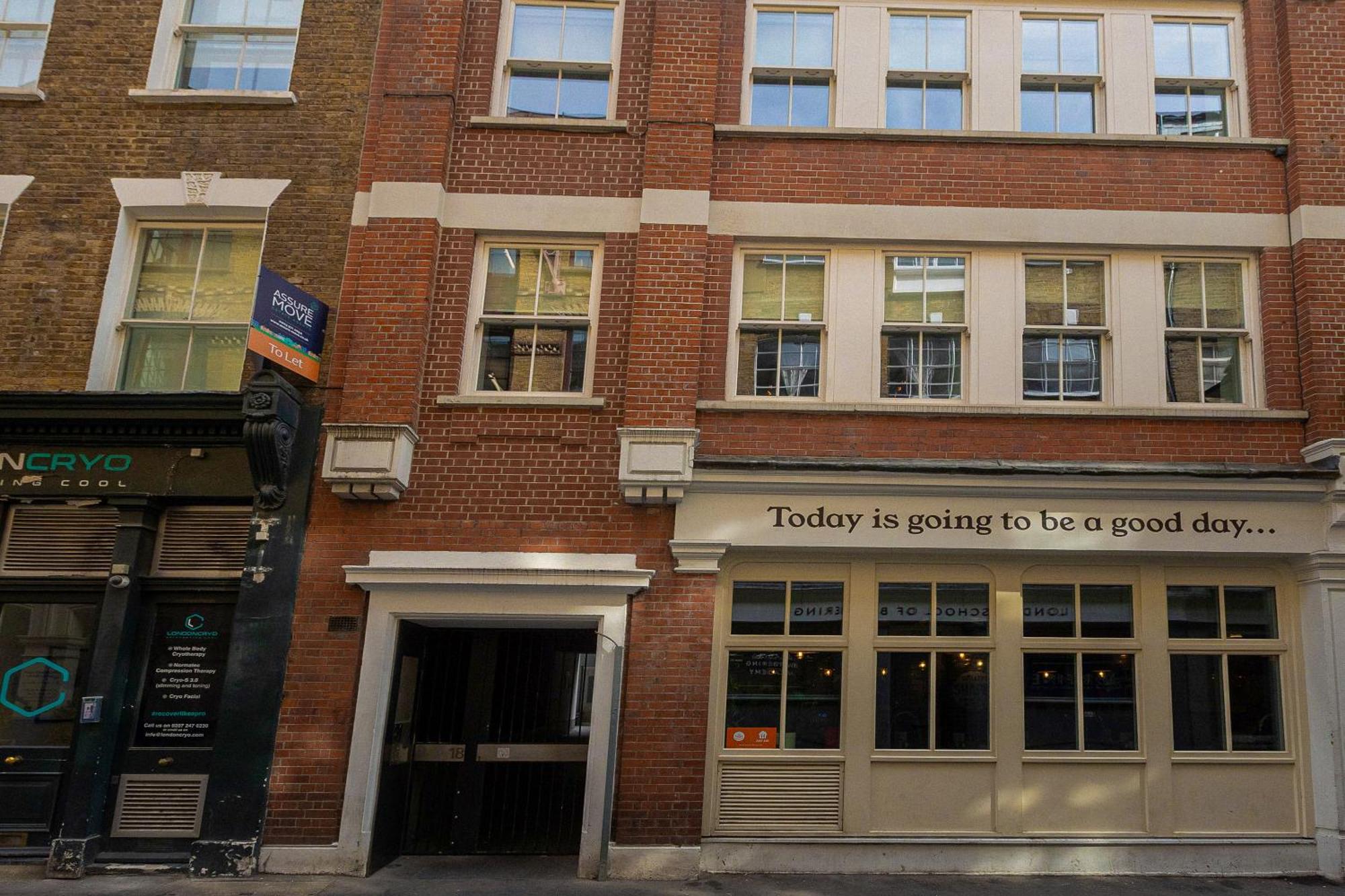 Central Servised Apartments On Artillery Lane 伦敦 外观 照片