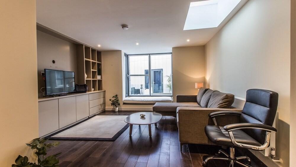 Central Servised Apartments On Artillery Lane 伦敦 外观 照片